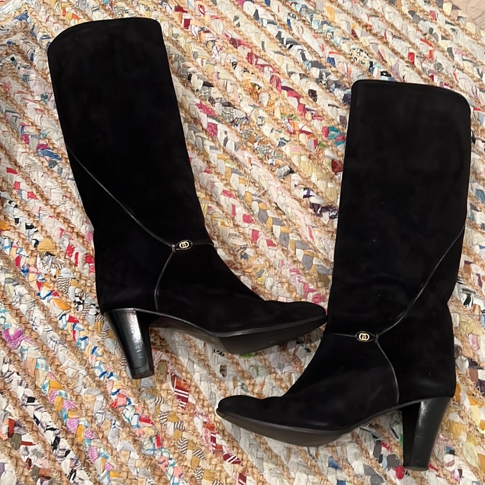 1970s Gucci Suede Boots - Picture 2 of 14